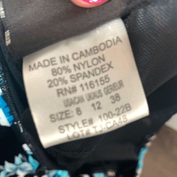 Shore Shapes One Piece Swim Suit Size 8 - Picture 4 of 7